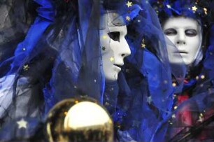 Karneval in Venedig : Aufgenommen am Rosenmontag, dem 20. Februar 2012 auf dem Markusplatz in Venedig