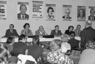 Abschlusskundgebung der Karlsruher CDU zur Landtagswahl Baden-Württemberg am 4. April 1976