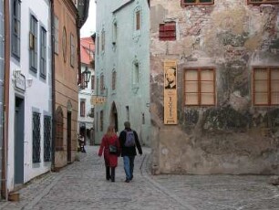 Cesky Krumlov - Verfallende Hausfassade : Die Altstadt von Cesky Krumlov, aufgenommen 2005