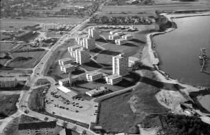Freiburg: Studentensiedlung mit Baggersee