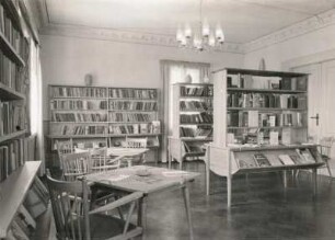 Gehlberg, Gemeindebibliothek, Inneres, Ausleihraum