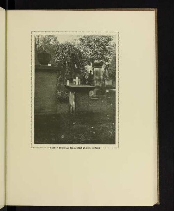 Gräber auf dem Friedhof St. Lorenz in Lübeck