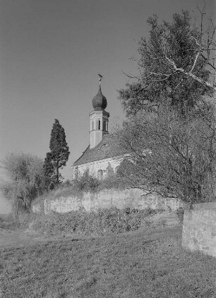 Dresden-Hosterwitz. Schifferkirche Maria am Wasser