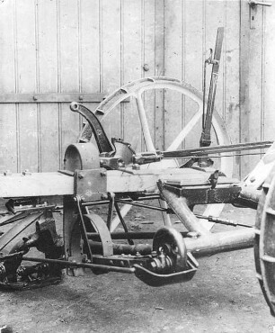 Mähmaschinenantrieb durch Schwingssystem (Schieferstein) : Technikgeschichte | Physik | Mechanik | Mechanische Schwingungen