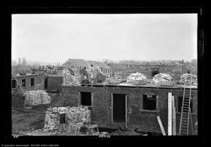 Panorama mit Nr. 260, von Schäfers Wohnung gesehen, Werkswohnungen I (Schkopau), von Norden