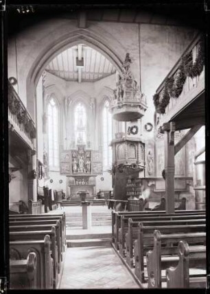 Kirche; Inneres gegen Osten, vor der Restaurierung