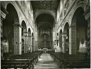 Langhaus und Hochaltar der Kirche St. Marien in Gengenbach