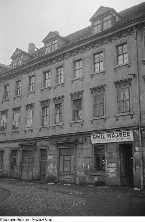 Vorderansicht eines Hauses