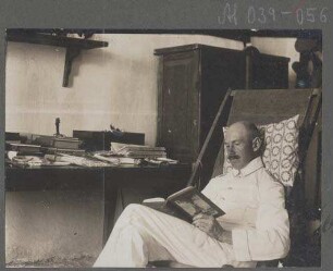 Hauptm. v. Langen-Steinkeller, Kais. Resident von Urundi, 1911