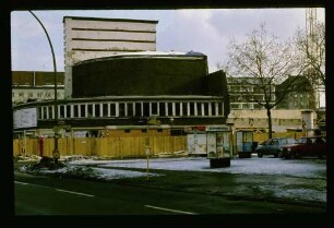 Lehniner Platz 4.2.79.