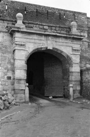 Beograd [Belgrad]: Festungstor im Kalemegdan