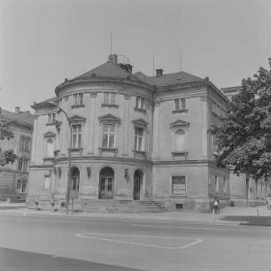 Bautzen Rot (+Kegel) : Bautzen. Deutsch-Sorbisches Volkstheater, Lauengraben. Außenansicht