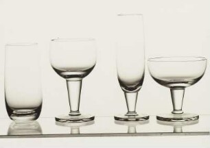 Kelchglasgarnitur "Theben Nr. 77" des Ateliers Peill & Putzler