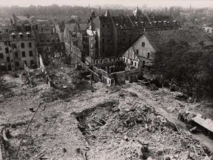 Zerstörungen Zweiter Weltkrieg. Bachstraße/Philippstraße