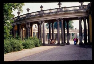 Kolonnaden 22.8.75.