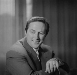Porträt des Sängers Hans-Georg Nowotny
