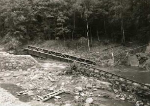 Unwetterkatastrophe im Osterzgebirge am 8./9. Juli 1927. Müglitztal. Zerstörte Eisenbahnstrecke bei Bärenhecke