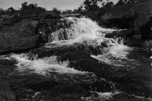 Wasserfall des Mkushi-Flusses : Wasserfall des Mkushi-Flusses.