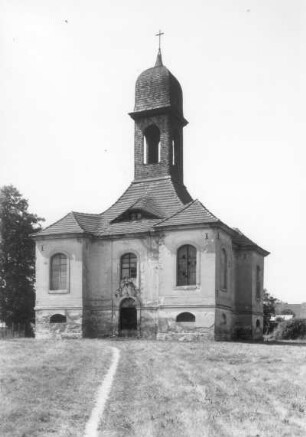 Reuden (Saßleben-Reuden). Gutskapelle (1729, Veränderung 1861). Ansicht von Südwest