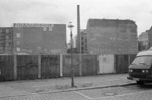 Berlin-Kreuzberg : In Berlin-Kreuzberg, Friedrichstrasse