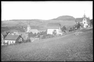 Geising. Blick auf Geising mit dem Geisingberg
