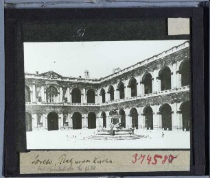 Loreto, Palazzo Apostolico : Platz, Portiken