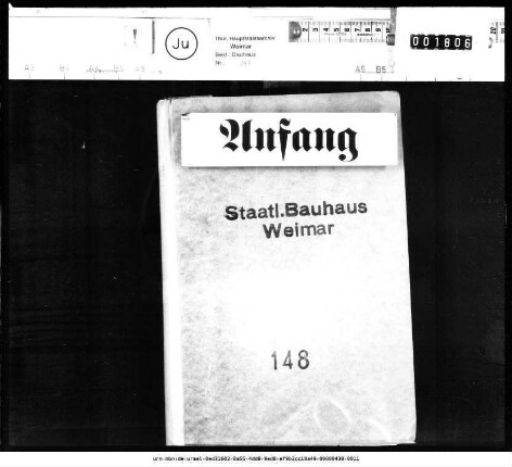Schüler an der Großherzoglich Sächsischen Hochschule für bildende Kunst und am Staatlichen Bauhaus Weimar
