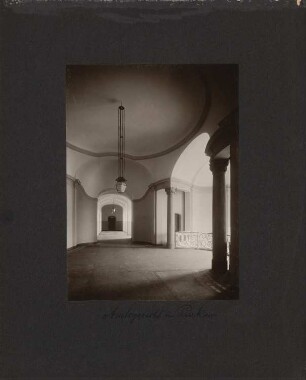 Amtsgericht, Berlin-Pankow: Innenansicht Flur und Treppenhaus