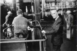 Alfried Krupp im Werk
