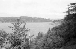 [Istanbul: Tarabya, deutsche Kriegsgräber, Blick aufs Meer]