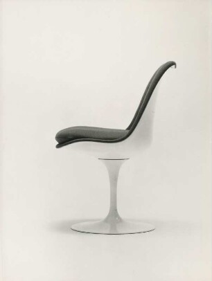 Stuhl Tulpe von Eero Saarinen