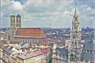 München: Rathausturm und Frauenkirche
