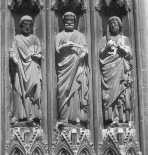 Südportal, Stephanusportal — Gewändefigur