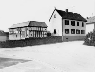 Pfarrhof; Ober-Mörlen, Fauerbacher Straße 2