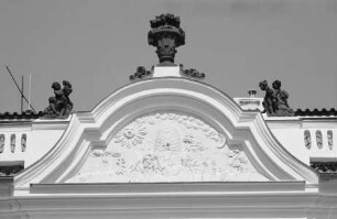 Haus Zum Goldenen Bienenstock & Haus Nr. 378