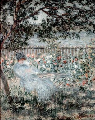 Frau in einem Garten