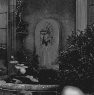 Indianerbrunnen in der Baumeisterstraße.