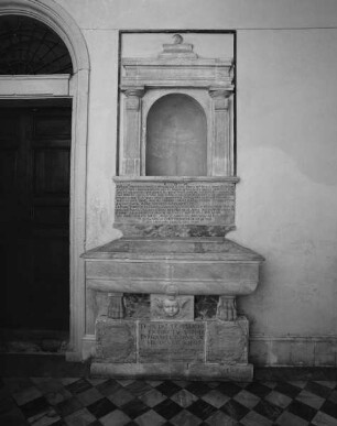 Grabmal des Francesco Maurolico