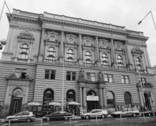 Zentralkulturhaus des Verkehrswesens und der Kommunikation & ehemaliges Volkshaus Vinohrady