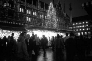 München: Münchner Christkindlmarkt, Marienplatz