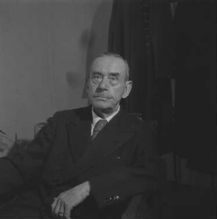 Porträts von Thomas Mann und seiner Frau Katia : Porträt von Thomas Mann