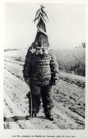 Johannisreiten in Casel : Gesellschaftliche Volkskultur - Frühling/Sommer. Ort: Kózle / Casel. Johannisreiter, Jan, Johanne, ein Sinnbild des Sommers.