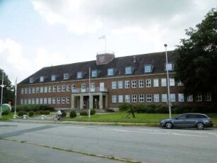 Kiel: Wasserstraßen- und Schiffahrtsamt (Kiel Holtenau)