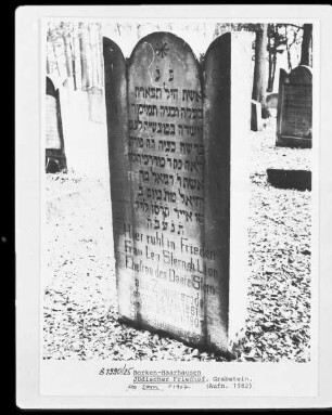 Grabstein Lea Stern (+1907)