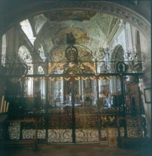 Michelfeld. Klosterkirche. Gitter vor dem Altarraum