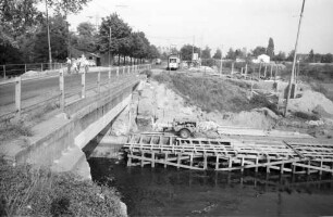Bau einer neuen Ludwig-Dürr-Brücke an der Schnittstelle zwischen Daxlanden und Rheinhafengelände.