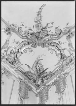 Potsdam, Stadtschloss, Schreibkabinett Friedrich II., R.: 8, Eckornament der Decke.