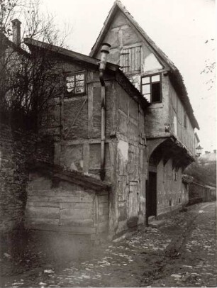 Bruchmauerstraße, Haus Ebert,. Blick nach Westen, vor 1882, da Anbau zum Wallgraben noch nicht vorhanden