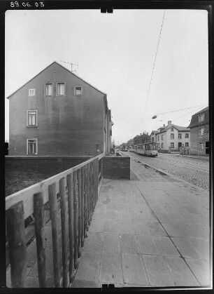Cossebaude (Dresden-Cossebaude). Dresdner Straße 5. Wohnhaus. Giebelfront
