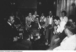 Kreis Riesa, Volkskorrespondenten der Sächsischen Zeitung, Dresden, Hausfriedenskomitee des Bischofswegs 46, die Korrespondenten Giesela Rink und, Al. Holterith, 7. Juli 1950